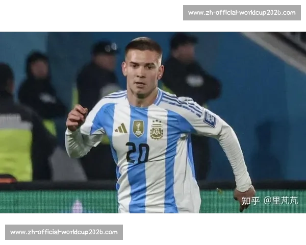 德米凯利斯神预言成真!马斯坦托诺 6320 万欧加盟皇马,17 岁天才开启伯纳乌之旅 德米凯利斯神预言成真!马斯坦托诺 6320 万欧加盟皇马,17 岁天才开启伯纳乌之旅